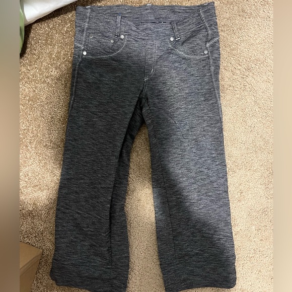 Grey KUHL women's cropped pants size 4 - Picture 1 of 3